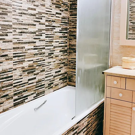 Marachique, 2 Bedroom, 2 Bathroom Apartment *